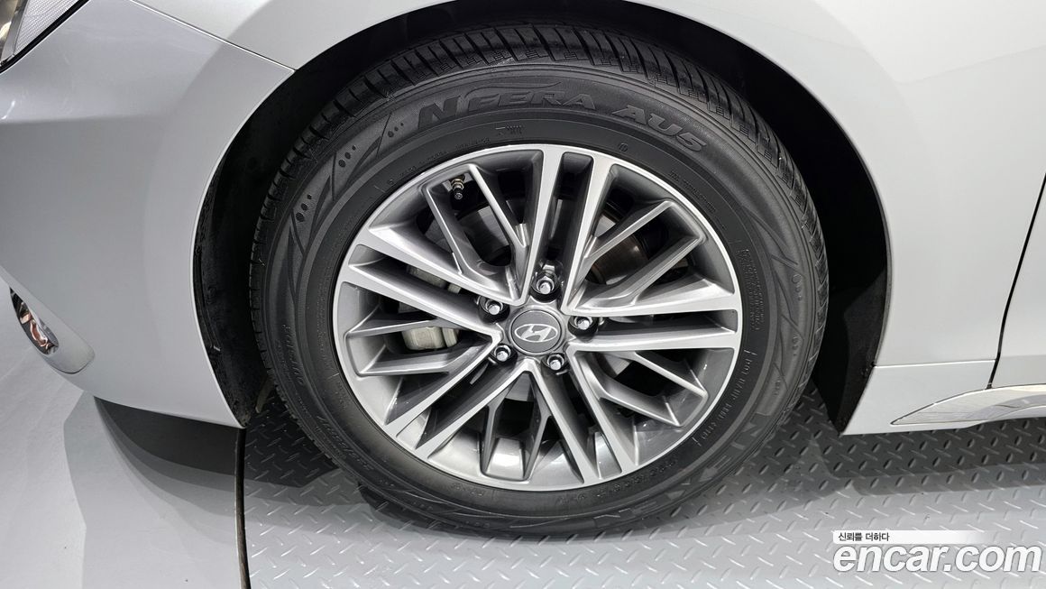 Hyundai Grandeur 2017