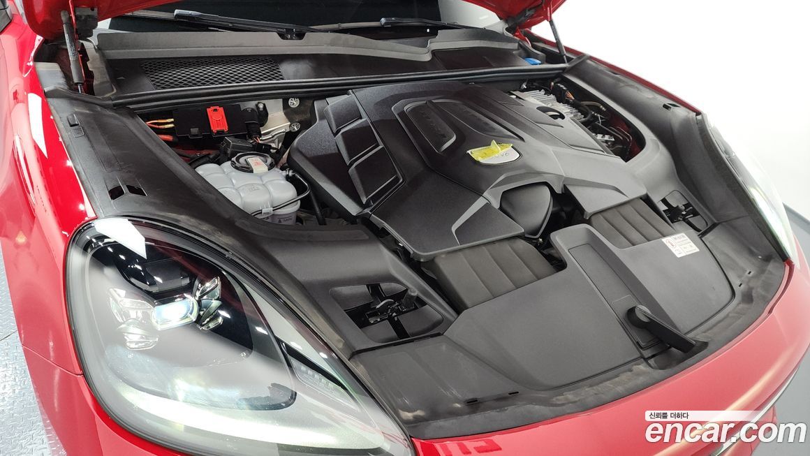 Porsche Cayenne 2023