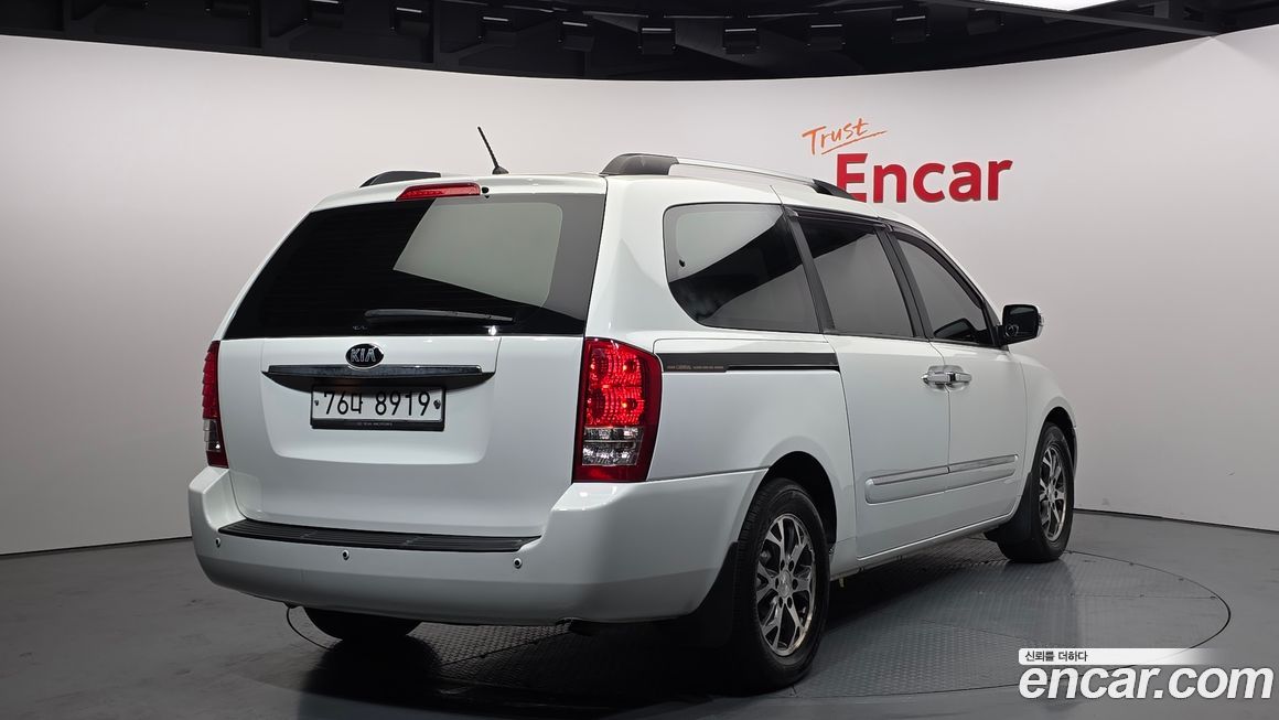 Kia Canival 2014