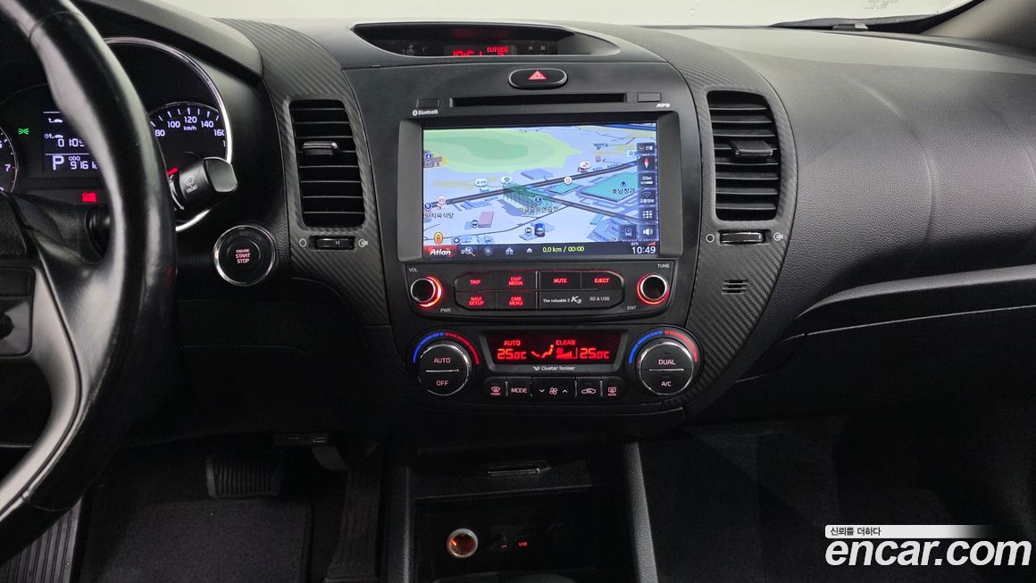 Kia K3 2013