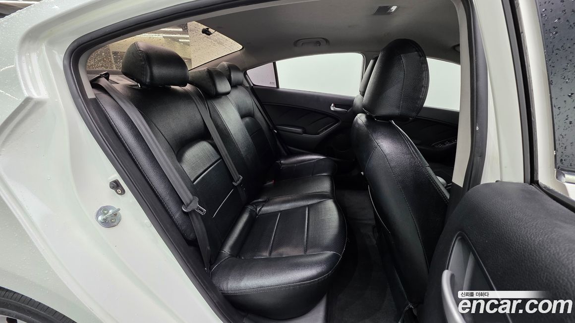 Kia K3 2013