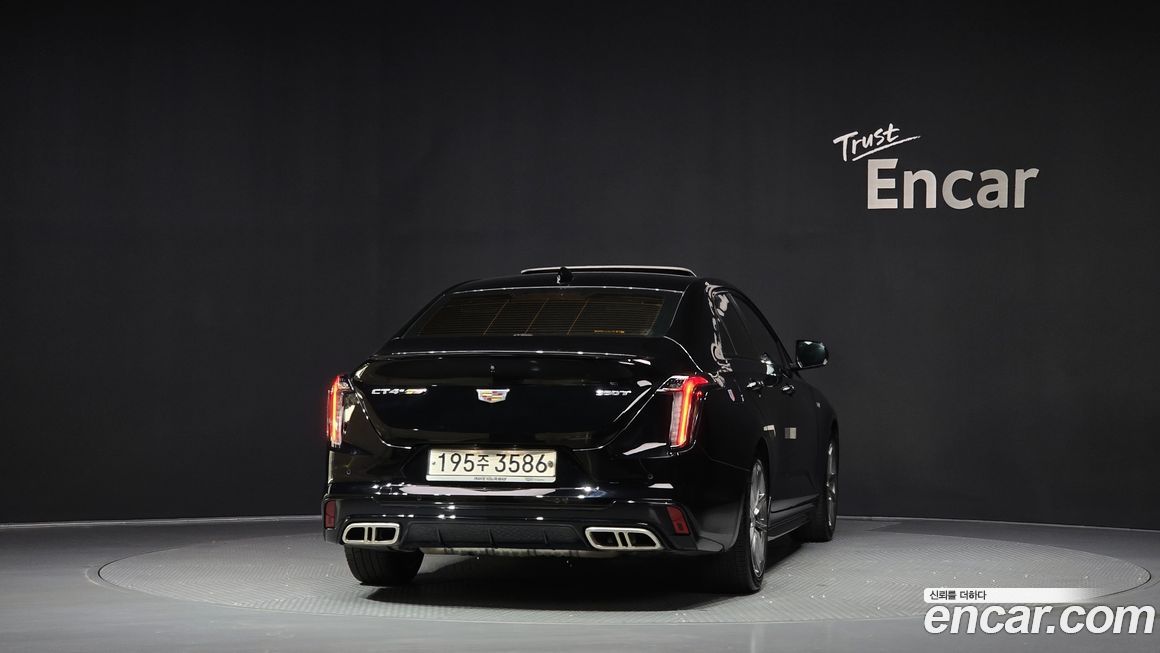 Cadillac CT4 2020