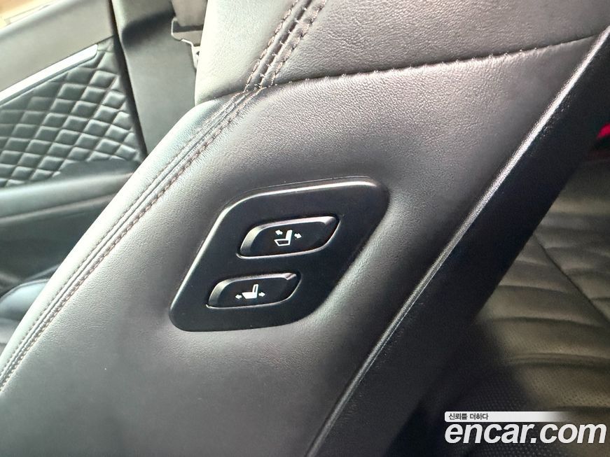 Genesis G70 2020