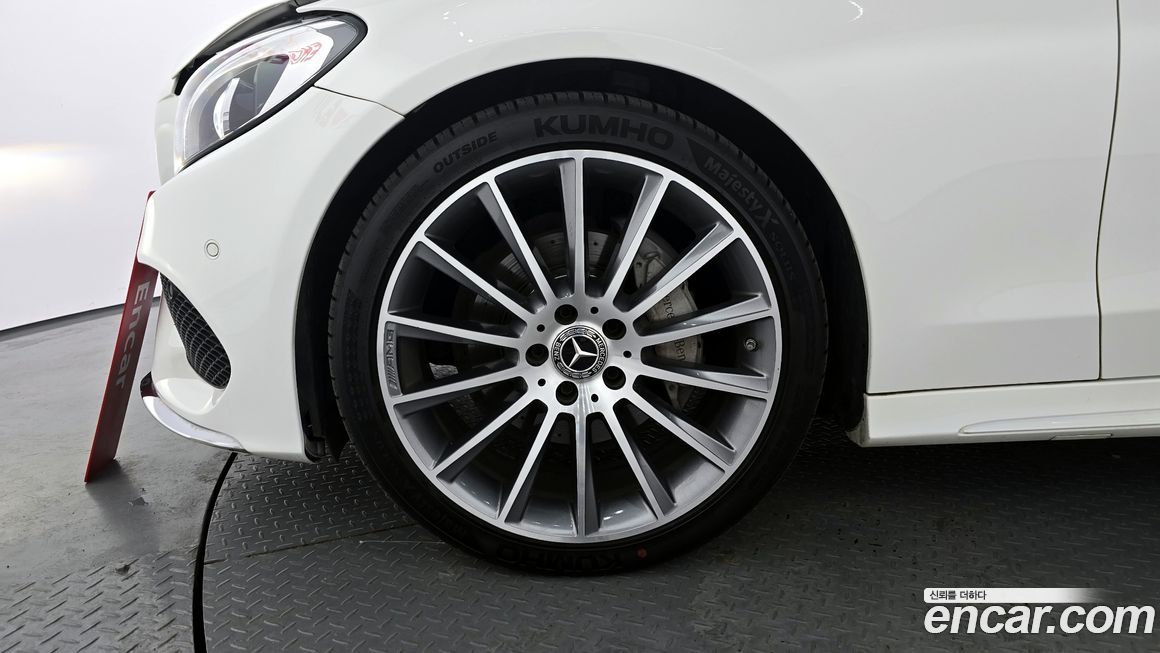 Mercedes-Benz C-Class 2018