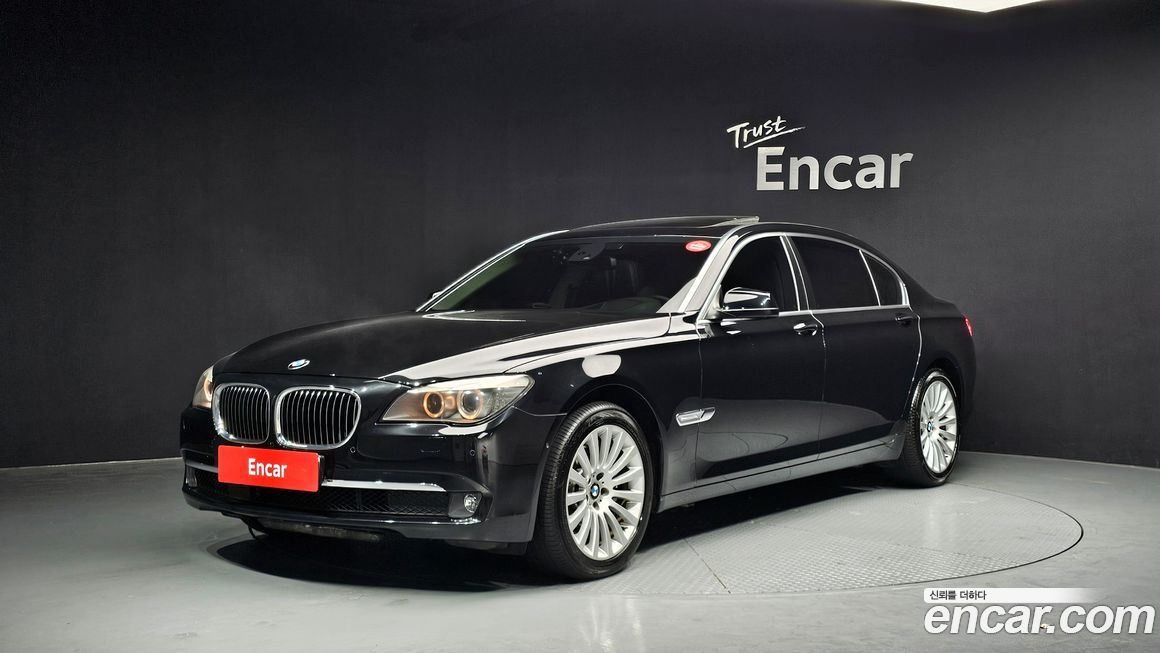 BMW 7-Series 2011