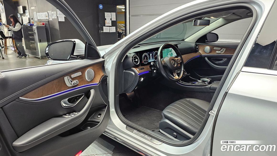 Mercedes-Benz E-Class 2018