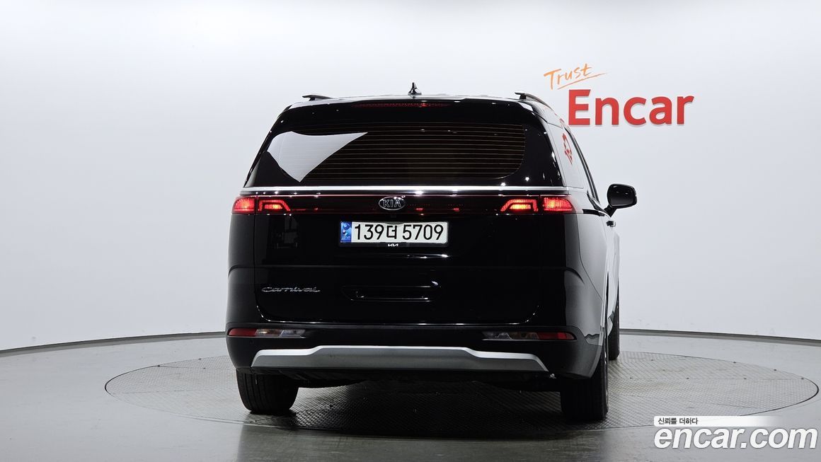 Kia Canival 2021