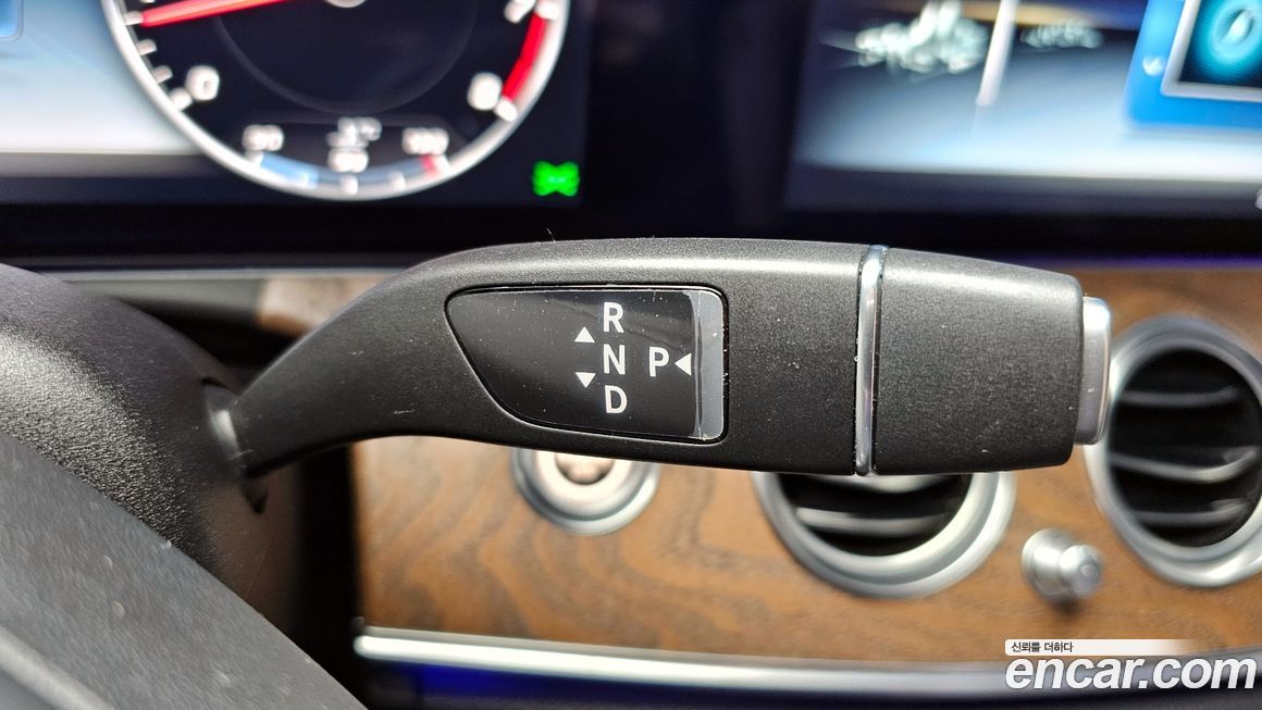 Mercedes-Benz E-Class 2018