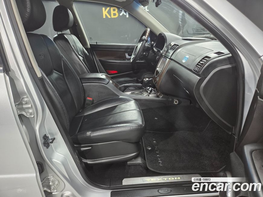 KG_Mobility_Ssangyong Rexton 2013