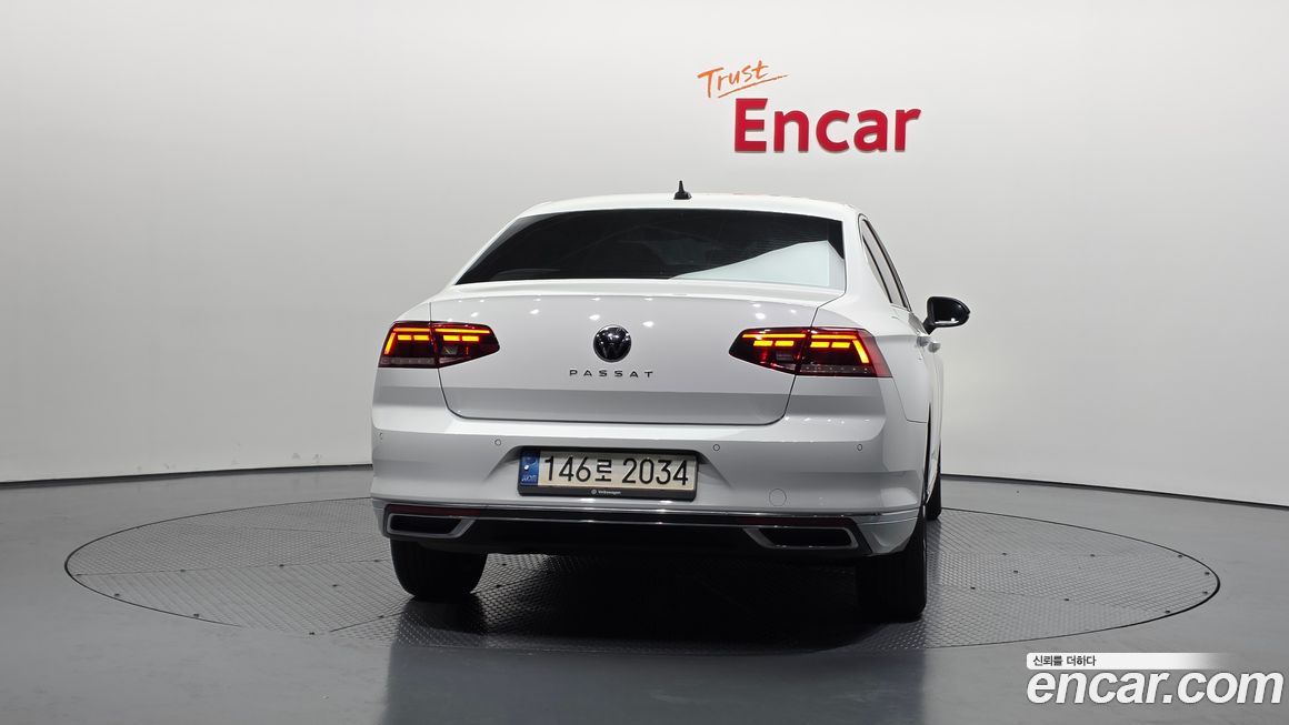 Volkswagen Passat 2022