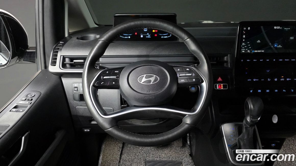 Hyundai Staria 2025