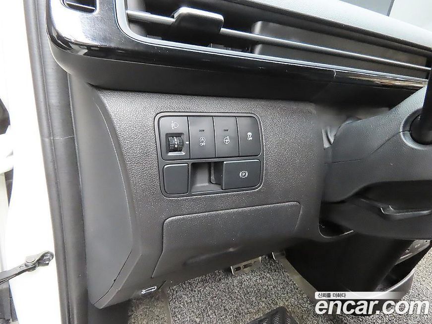 Hyundai Staria 2022
