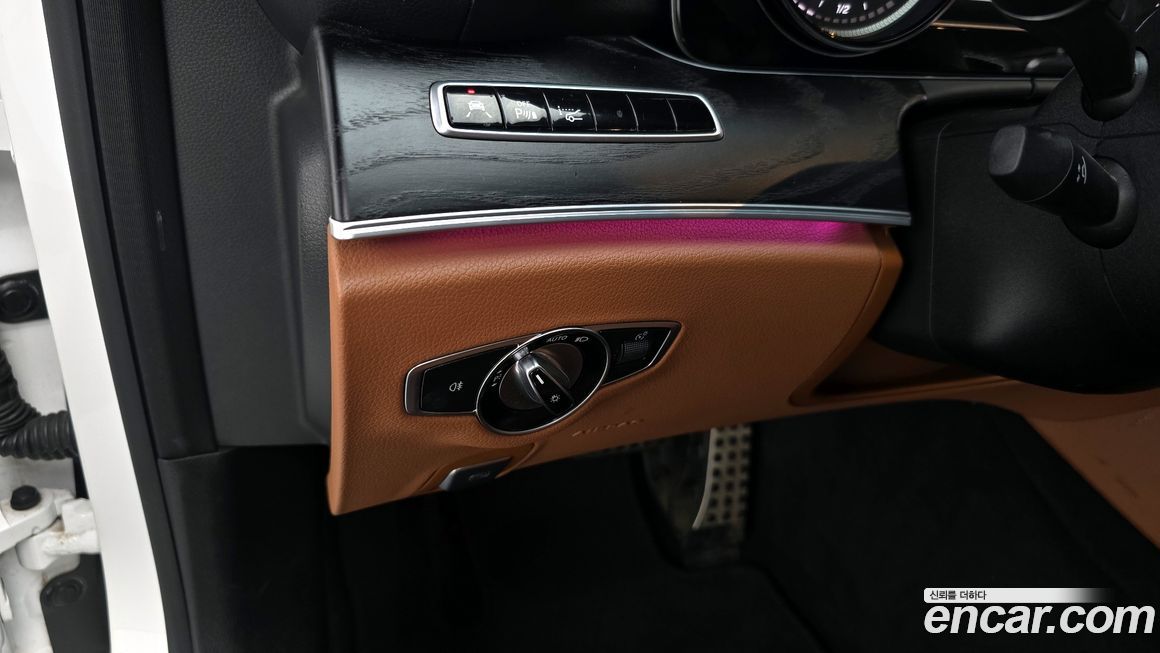 Mercedes-Benz E-Class 2019