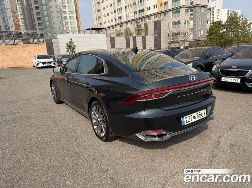 Hyundai Grandeur 2020
