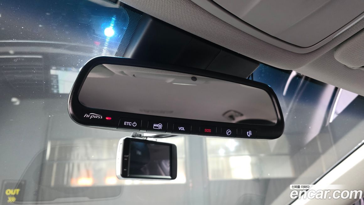 Hyundai Genesis 2016