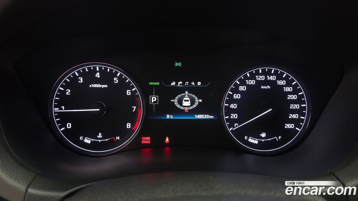 Hyundai Genesis 2016