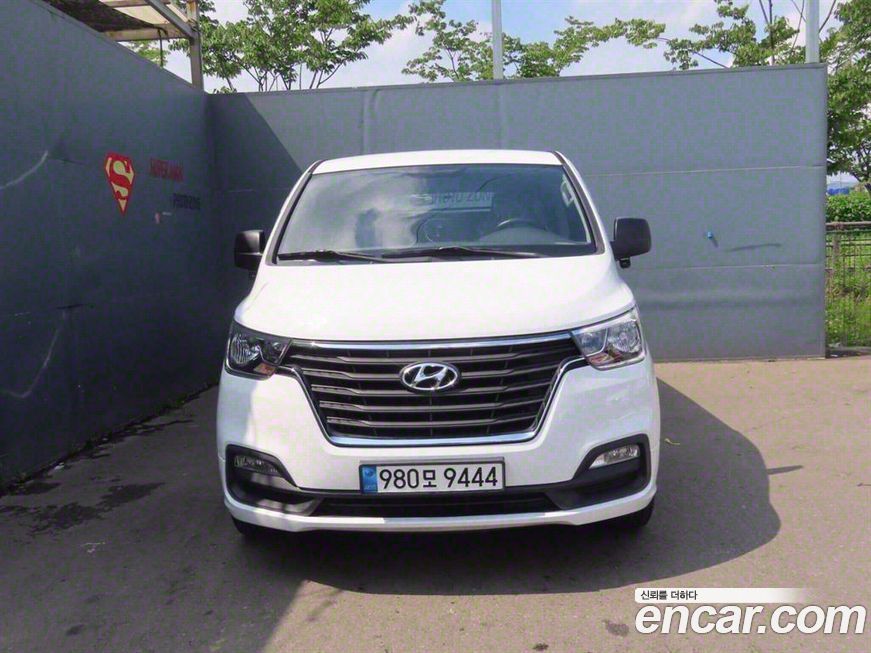 Hyundai Starex 2019