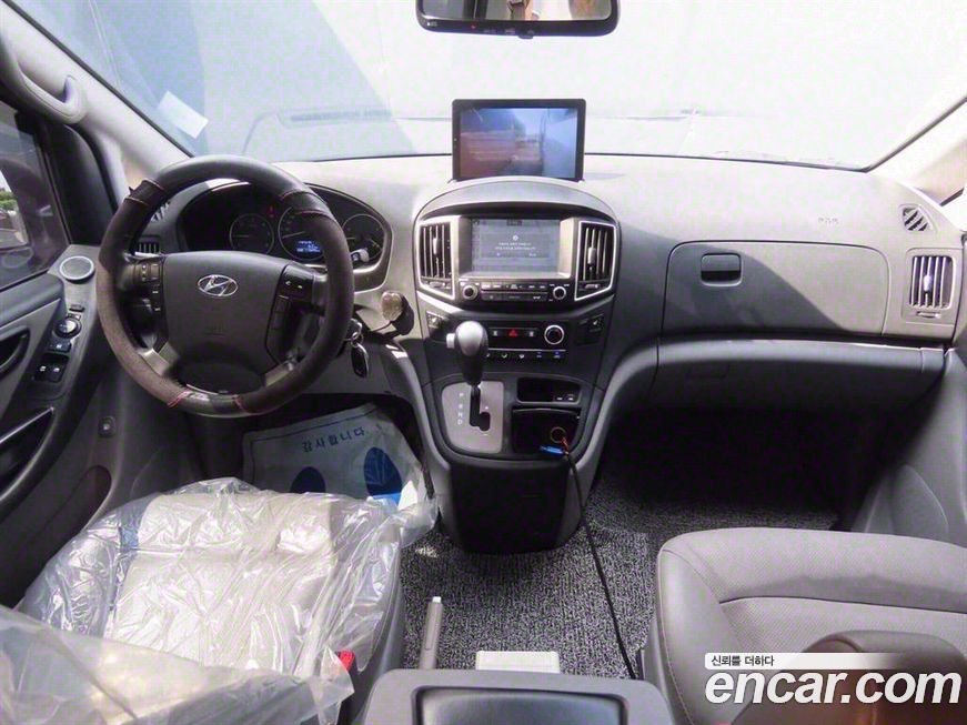 Hyundai Starex 2019