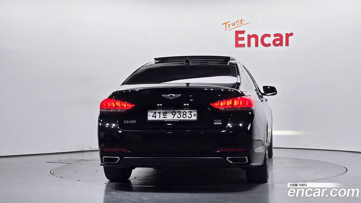 Hyundai Genesis 2014