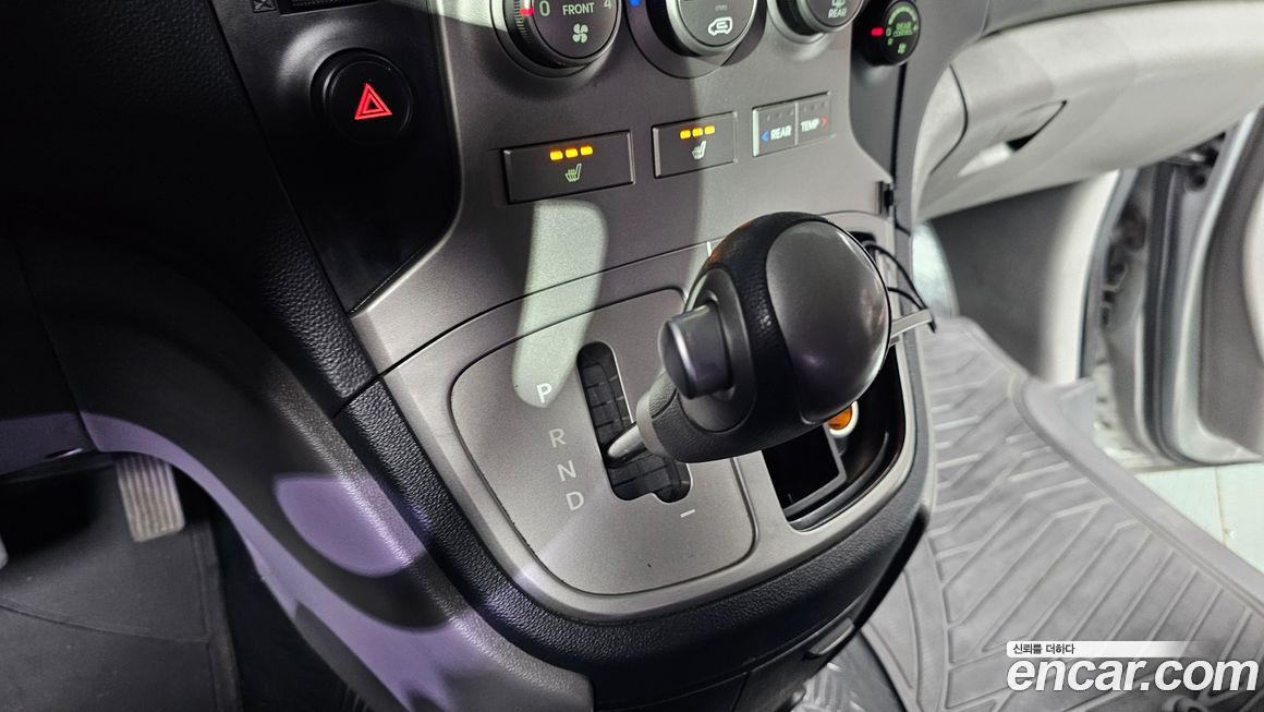 Hyundai Starex 2015