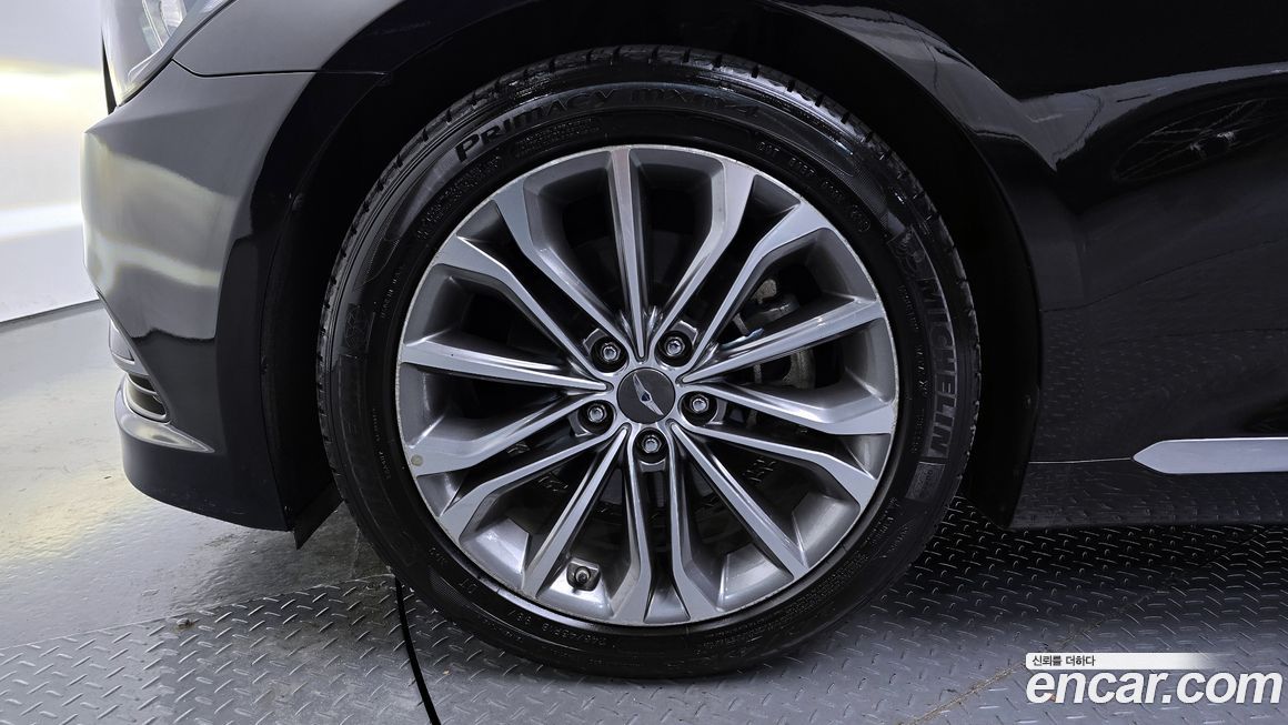 Hyundai Genesis 2014