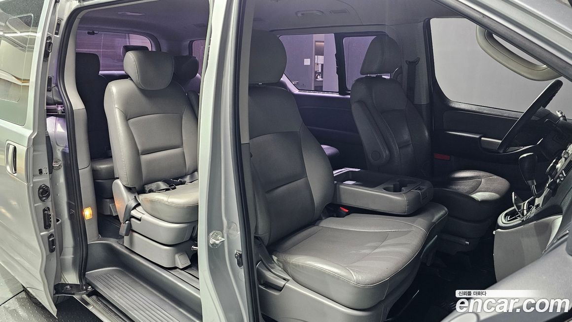 Hyundai Starex 2015