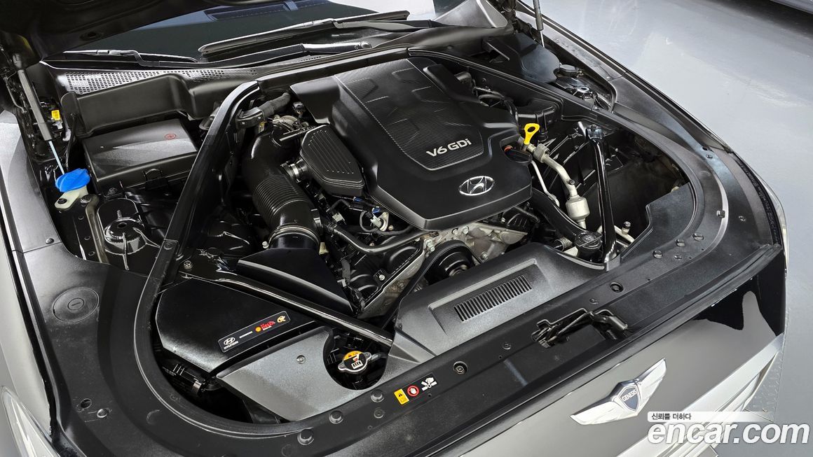 Hyundai Genesis 2014