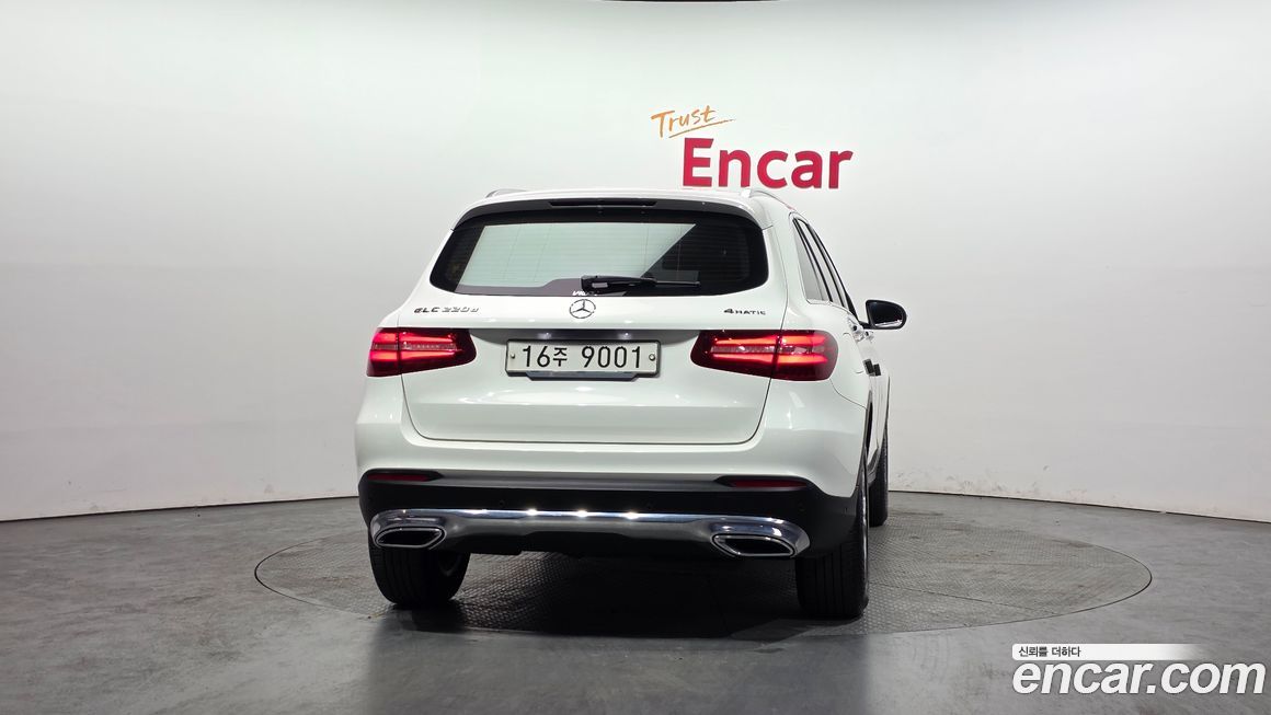 Mercedes-Benz GLC-Class 2018