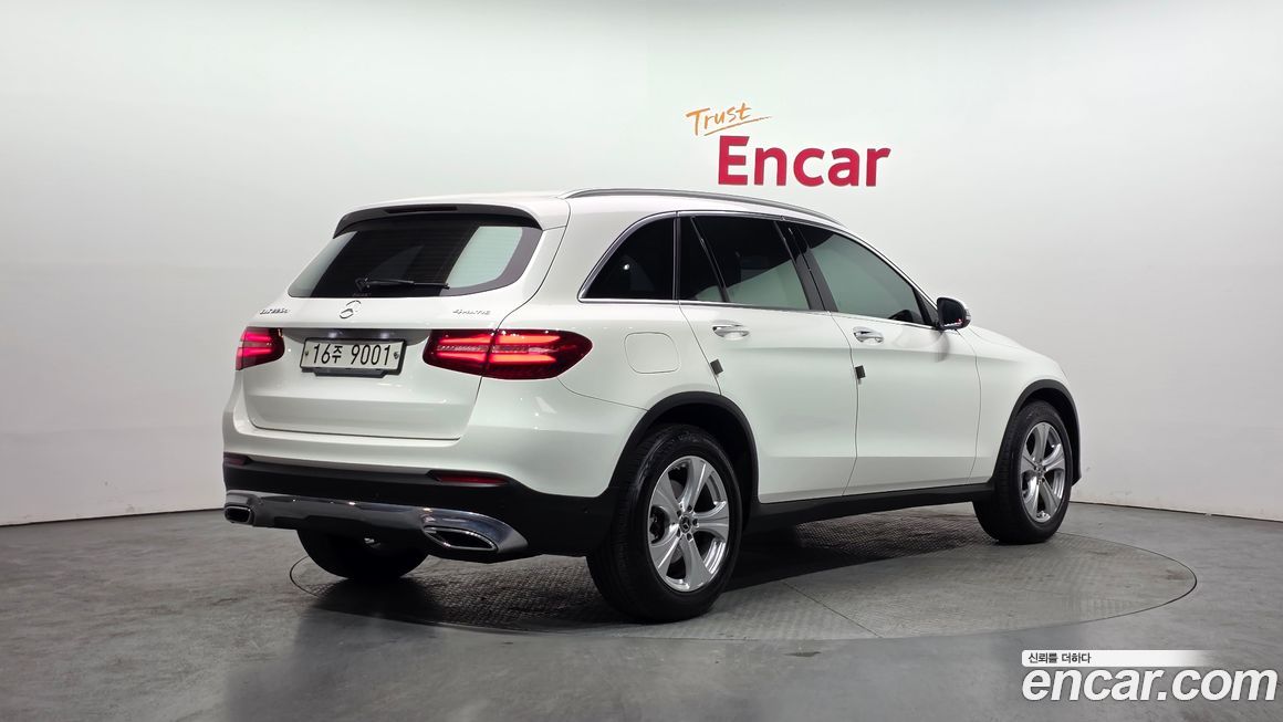 Mercedes-Benz GLC-Class 2018