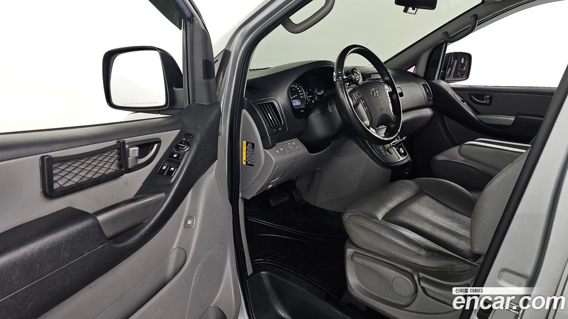 Hyundai Starex 2018