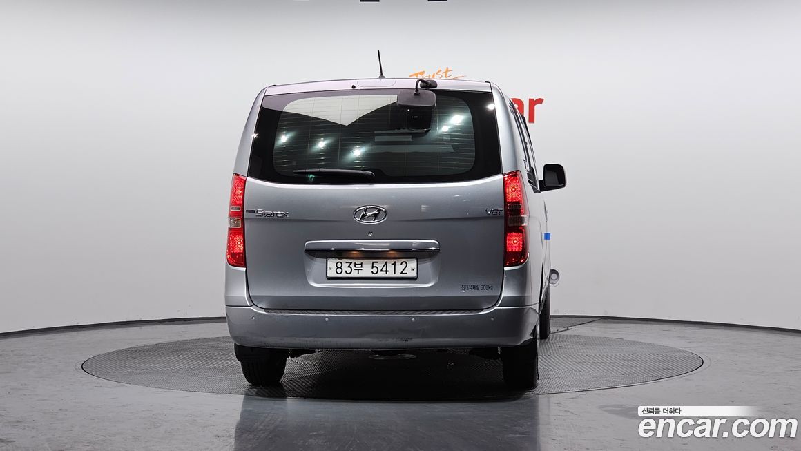 Hyundai Starex 2018