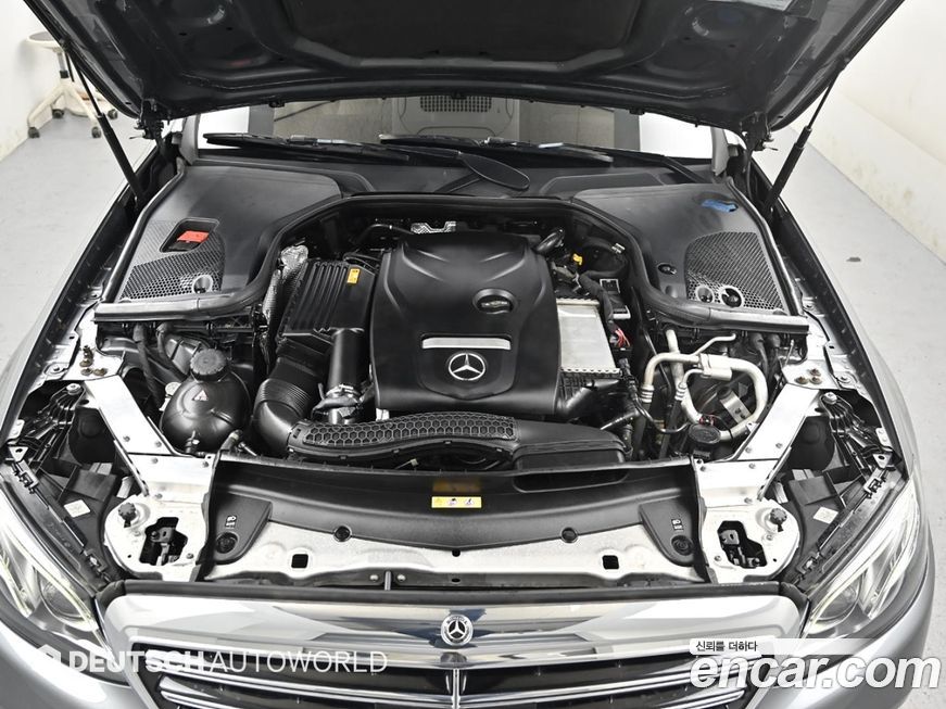 Mercedes-Benz E-Class 2020