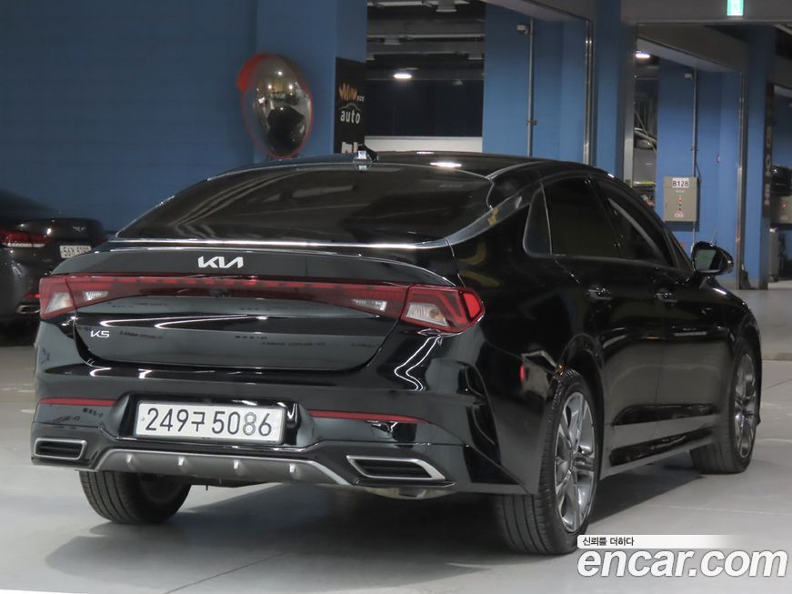 Kia K5 2023