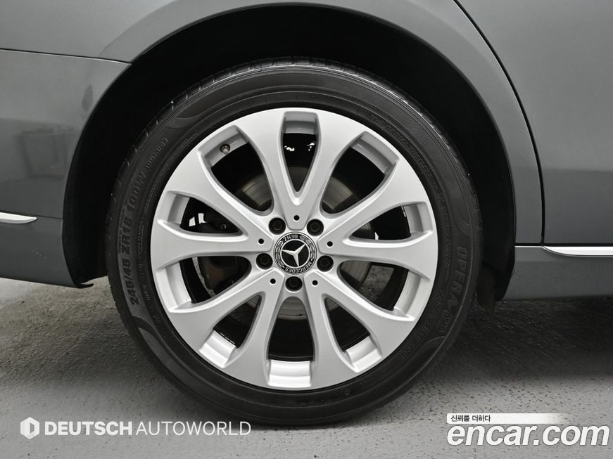 Mercedes-Benz E-Class 2020