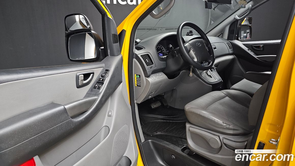 Hyundai Starex 2018