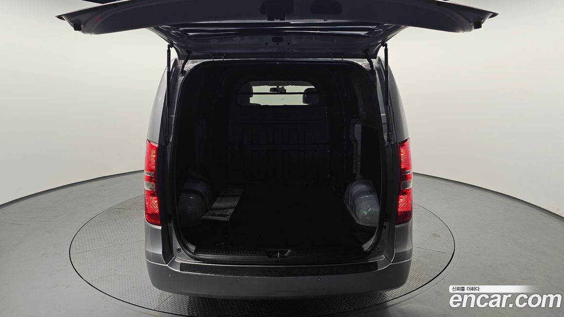 Hyundai Starex 2018