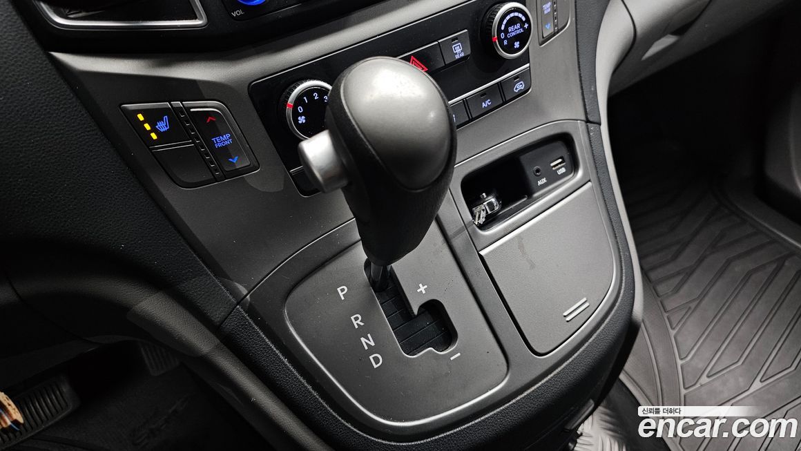 Hyundai Starex 2018