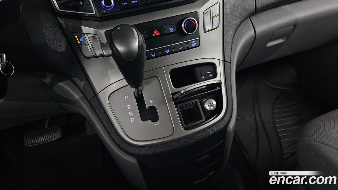 Hyundai Starex 2018