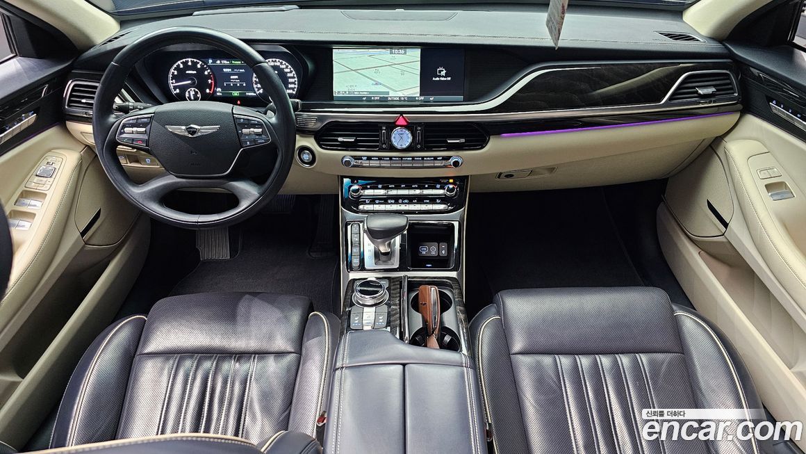 Genesis EQ900 2018