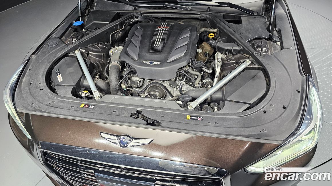 Genesis EQ900 2018