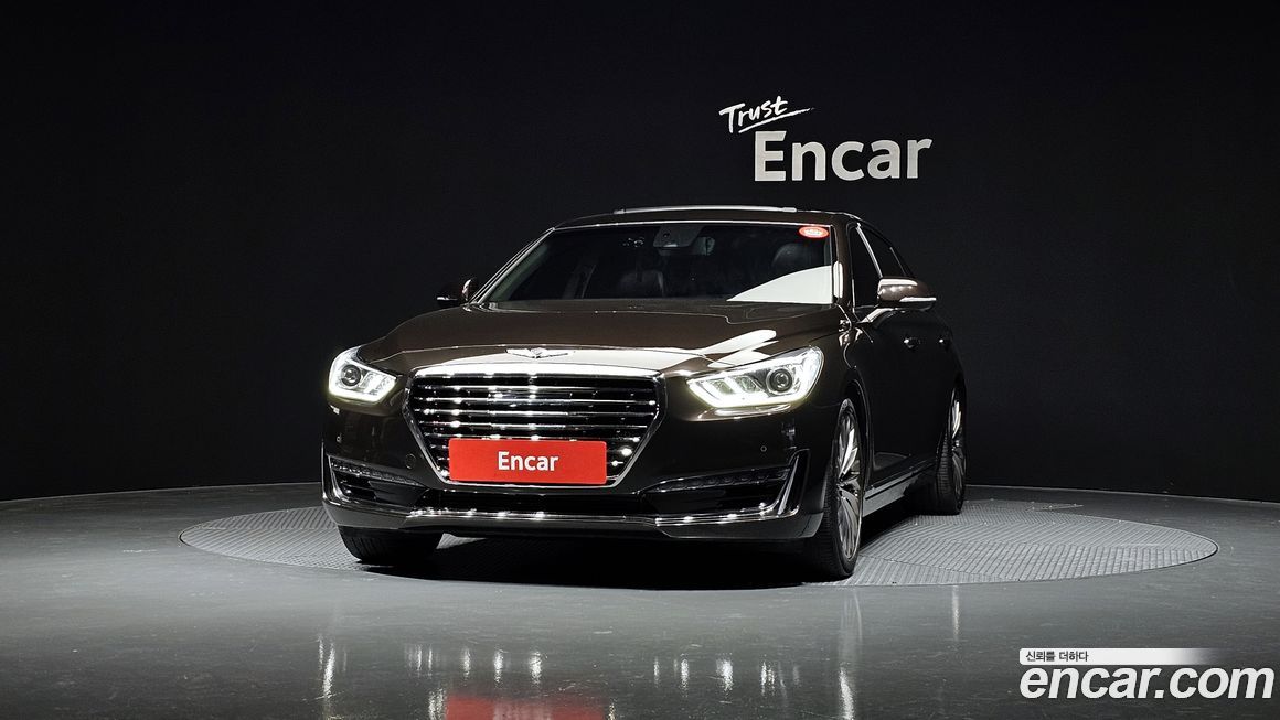 Genesis EQ900 2018