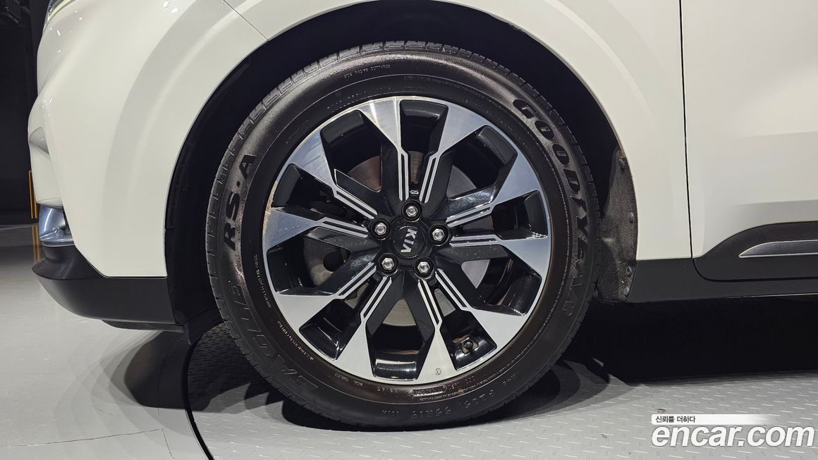Kia Canival 2021