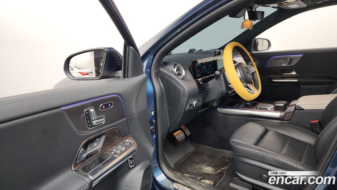 Mercedes-Benz EQA 2022