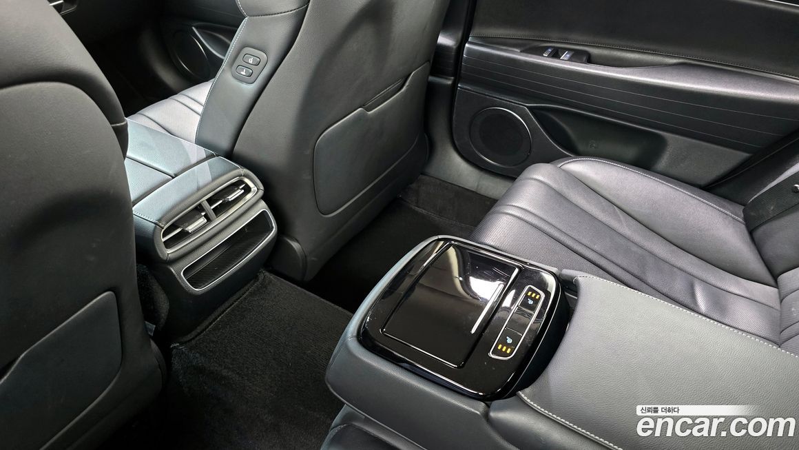 Genesis G80 2021