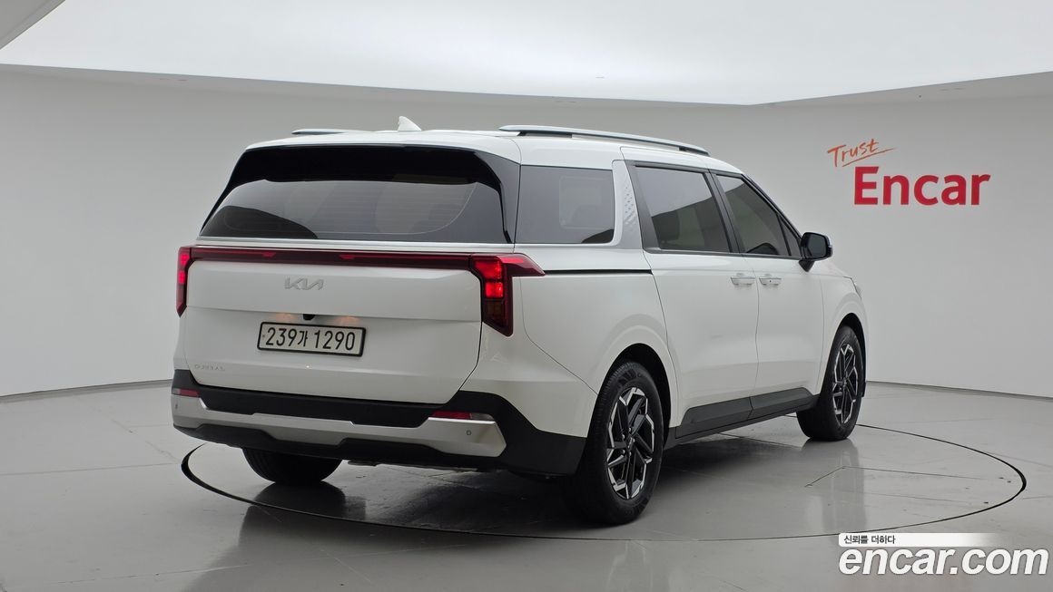 Kia Canival 2024