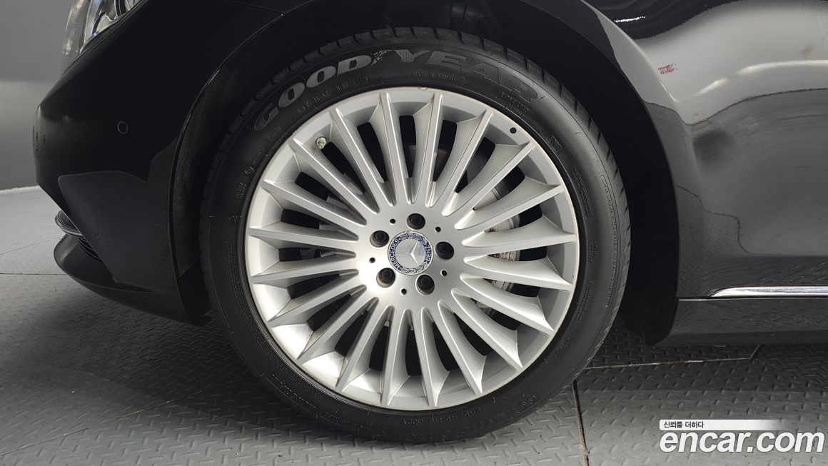 Mercedes-Benz S-Class 2016