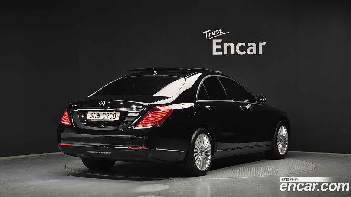 Mercedes-Benz S-Class 2016