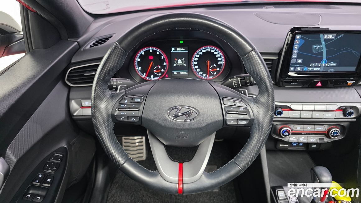 Hyundai Veloster 2018