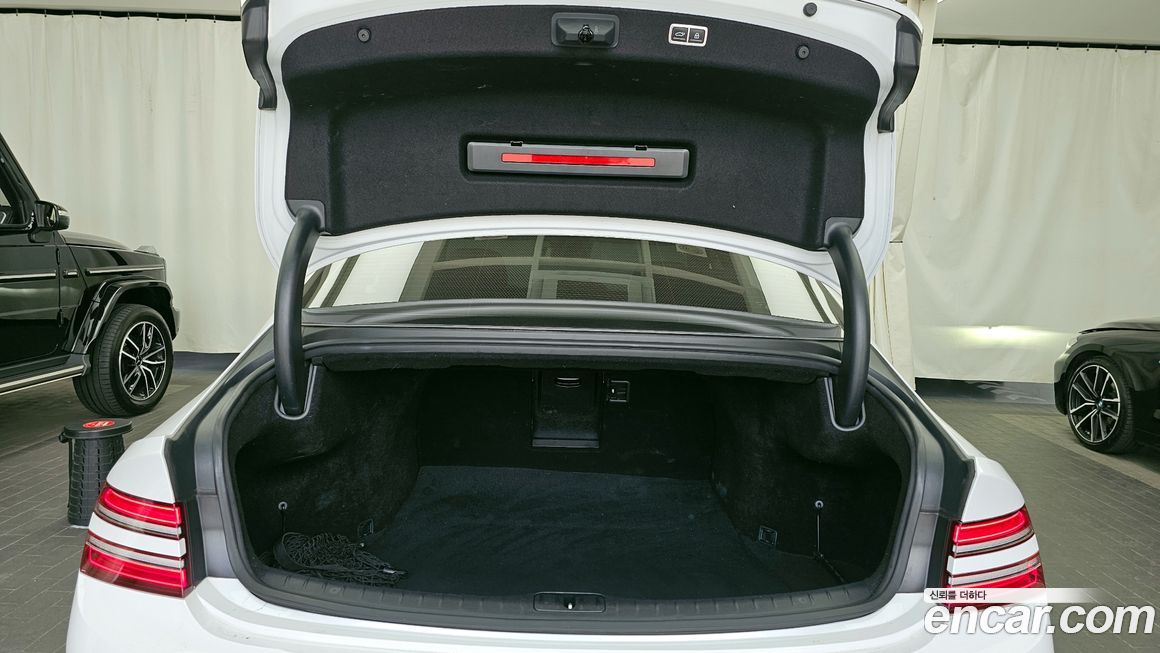 Genesis G80 2021