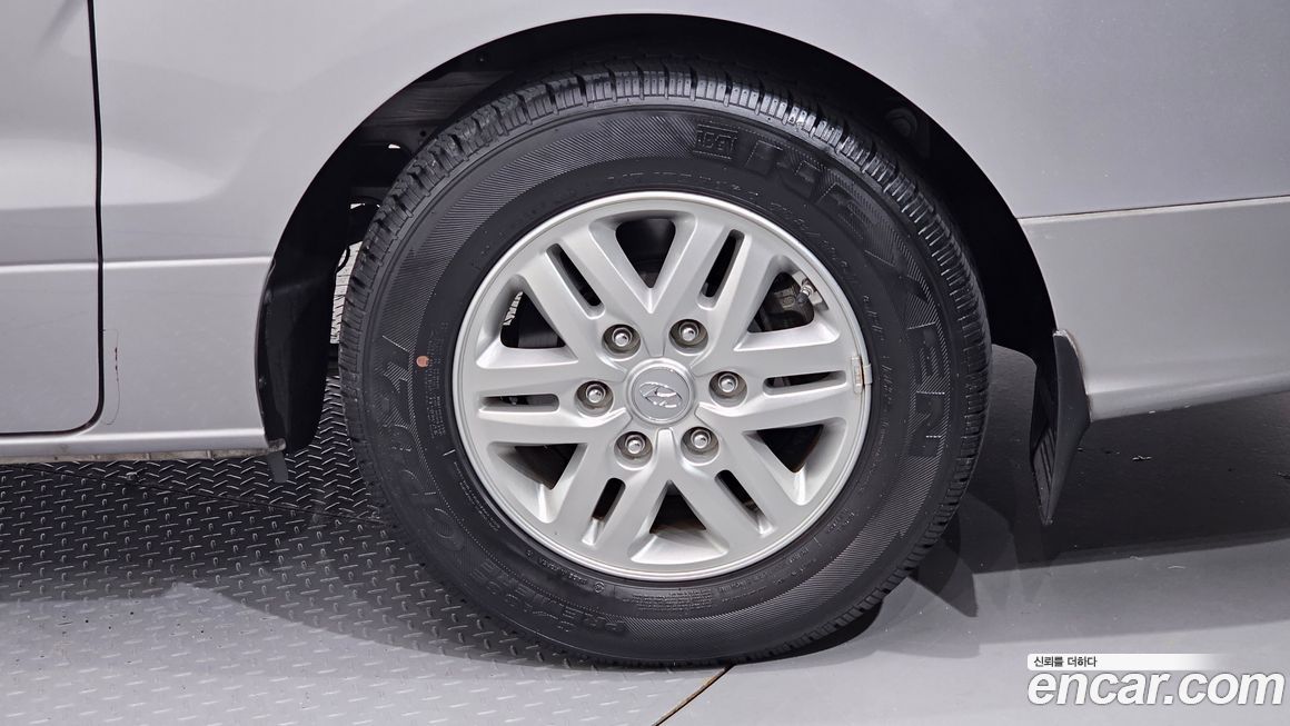 Hyundai Starex 2016